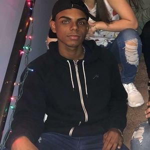 Meet your Posher, Christian